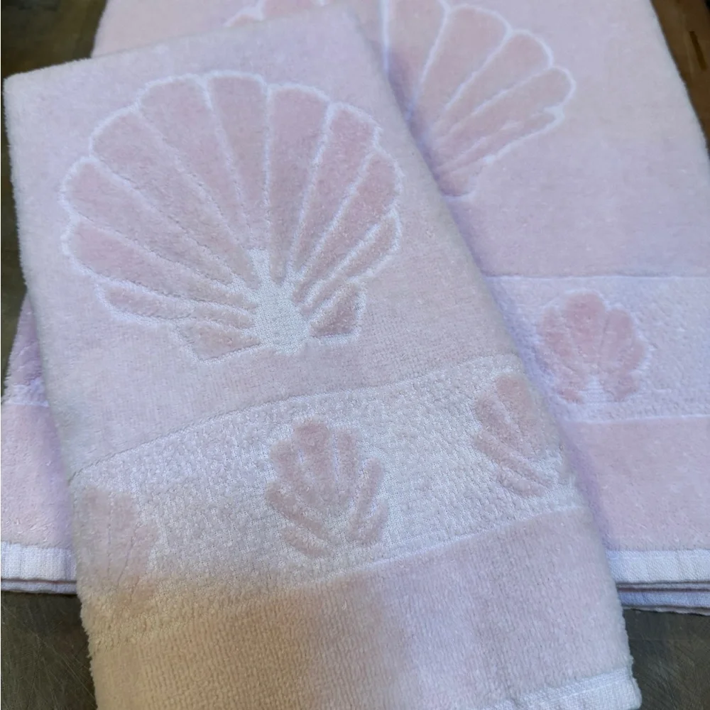 The Home Collection luxuriously soft